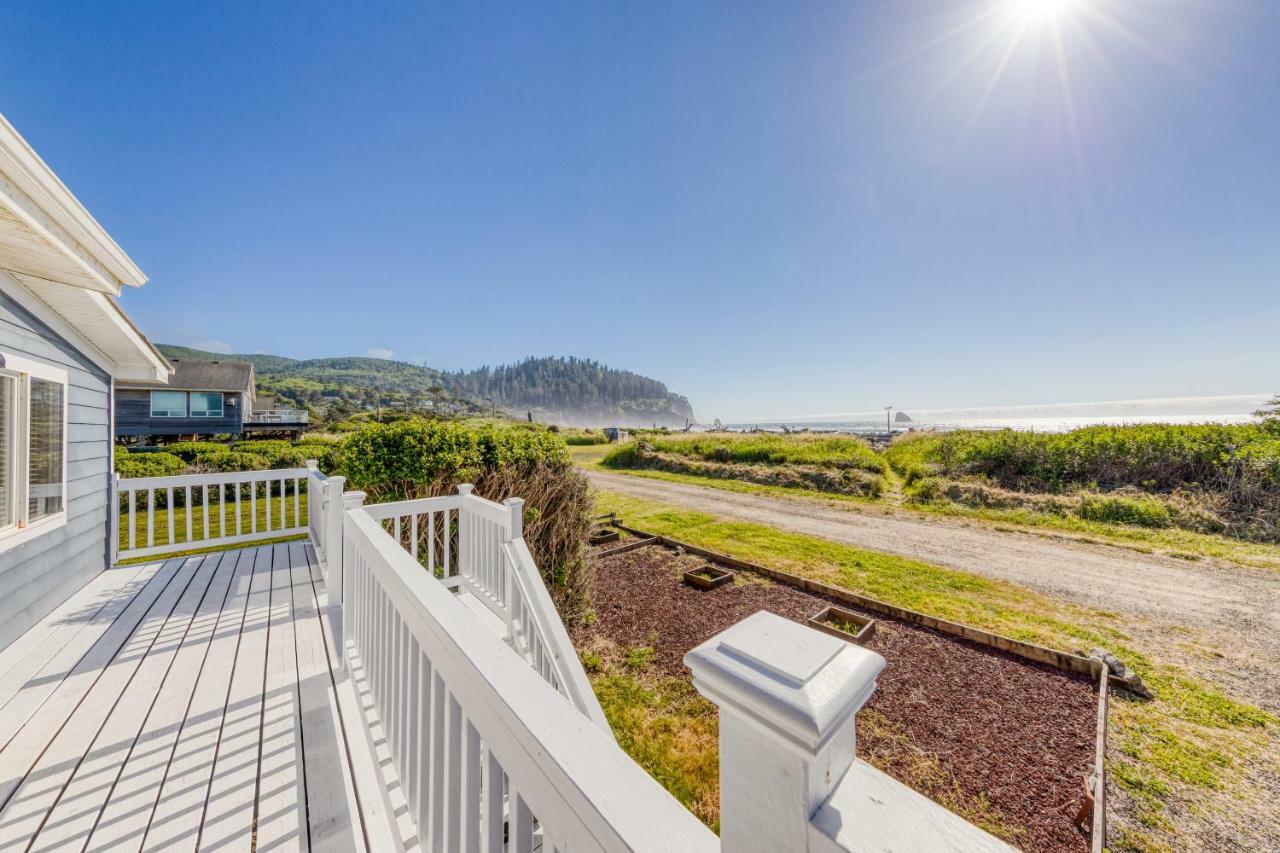 Cape Meares Beach Getaway 外观 照片